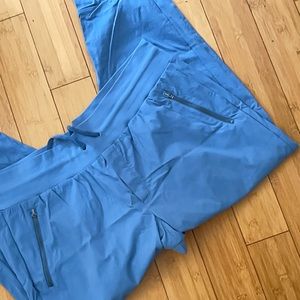 Athleta Trekkie North jogger light blue size 20.